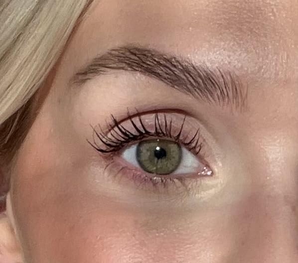 Sandstone Scandinavia Hypoallergenic Mascara for Sensitive Eyes – Smudge-Proof & Sweatproof Lengthening Mascara with Lash Separation – Vegan, Fragrance-Free & Allergy Certified – Black