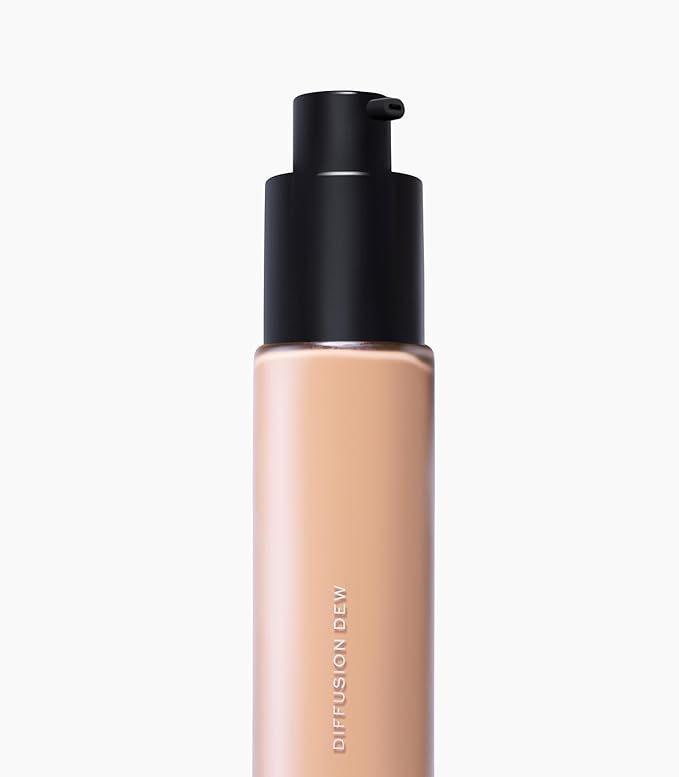 MAKE Beauty Skin Tint – Sheer to Medium Coverage with a Natural Radiant Finish. Lightweight, Smoothing Formula with Niacinamide and Adenosine. Diffusion Dew – 06 Tan