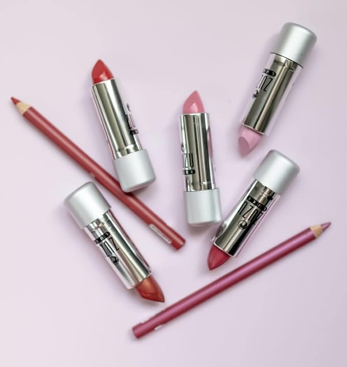 Zuzu Luxe Lip Pencil, Creamy Lipliner, long lasting, Infused with Jojoba Seed Oil and Aloe for ultra hydrated lips. Natural, Paraben Free, Vegan, Gluten-free,Cruelty-free, Non GMO, (1, Fraise)