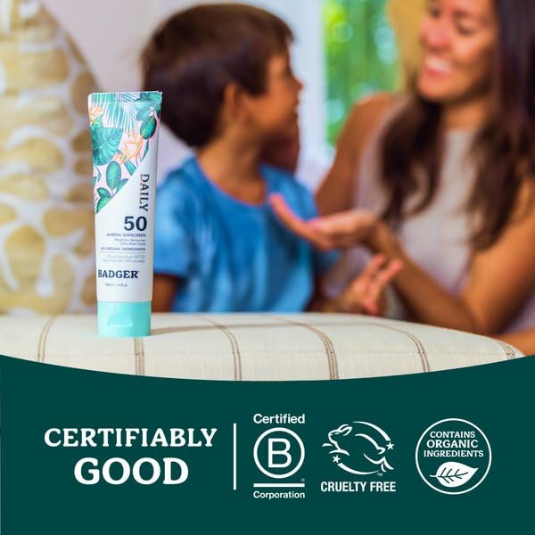 Badger SPF 50 Daily Mineral Sunscreen with Zinc Oxide, 85% Organic, Lightweight & Easy to Apply, No White Cast, Moisturizing, Reef Safe, Vegan, Unscented, 4 fl oz
