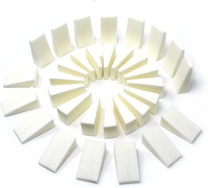 Amazon Basics Cosmetic Foam Wedges for Makeup Application and Blending, 32 Count