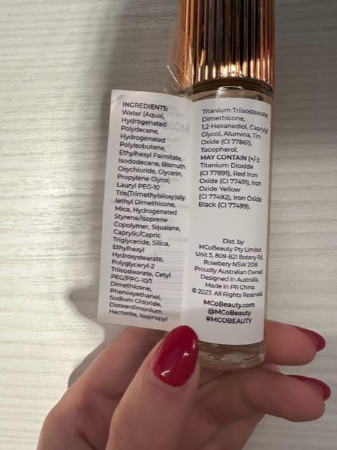 MCoBeauty Flawless Glow Luminous Skin Filter - 3 Light - 4-in-1 Primer, Highlighter & Foundation Booster - Dewy Illuminating Tint Face Makeup with Squalane Vitamin E - Vegan & Cruelty Free