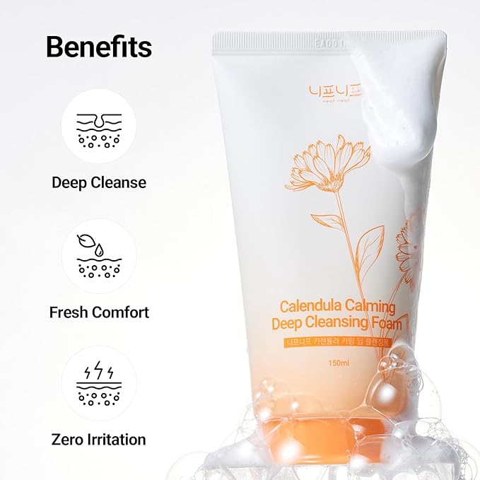 Calendula Calming Deep Cleansing Foam 150ml, A mild acne-clearing foam with calendula extract and BHA, gently removing impurities.