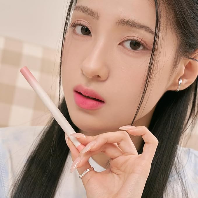 rom&nd LIP MATE PENCIL Lip Mate Pencil (03 Kaya Beige)