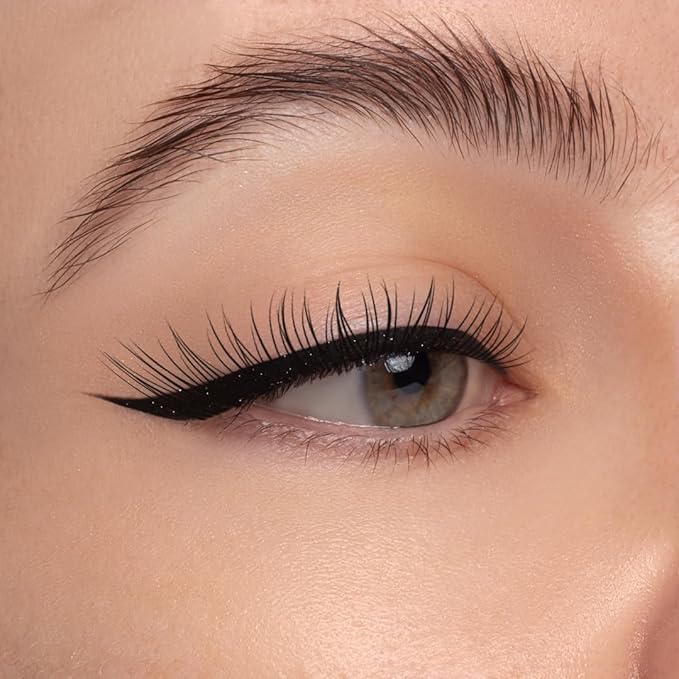 Glitterally Perfect | Glitter Liquid Liner by Beauty Creations (5 STAR)