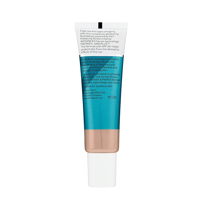 No7 Protect & Perfect Advanced All in One Foundation - Cool Vanilla - Age Defying Foundation Makeup with SPF 50 - Makeup Base Cream Helps to Reduces Redness & Blurs Visible Pores (30ml)