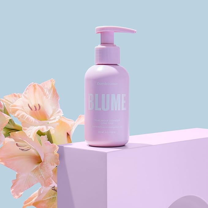 Blume Daydreamer Hydrating Face Wash for Women & Men - Gentle Facial Cleanser Enriched with Chamomile & Lavender to Soothe Skin - Non-Stripping Cream Face Cleanser for Sensitive Skin (4 oz)