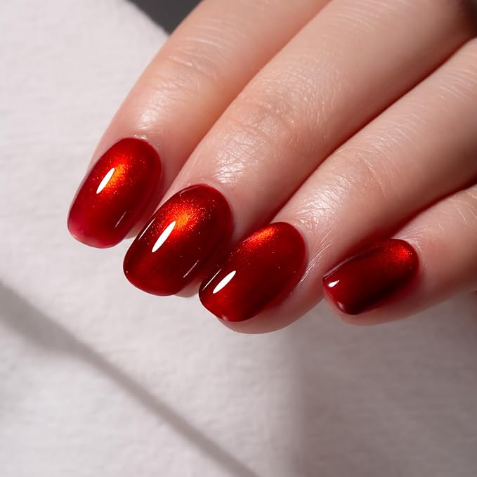 MAYCHAO 15ML Red Cat Eye Gel Nail Polish 1Pc Molten Christmas Ruby Red Glitter Cat Eye Gel Polish Soak off Holographic Magnetic Nail Polish for Nail Art Manicure Salon DIY at Home, 0.5 OZ