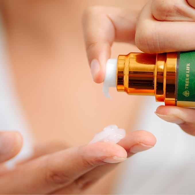 Anti-Aging Eye Treatment Gel Cream to Hydrate Dark Circles and Reduce Puffiness, Bags and Wrinkles, Vitamin C