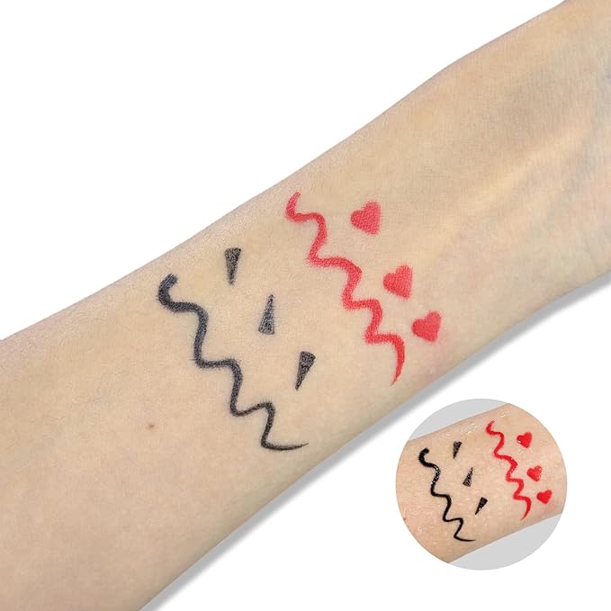 Erinde Red Liquid Eyeliner Stamp, Heart Eyeliner Stamp Makeup for Valentines Day Makeup, Waterproof Eyeliner Pen, Long-lasting Smudge-proof Eye Liner Tools, 1 PC