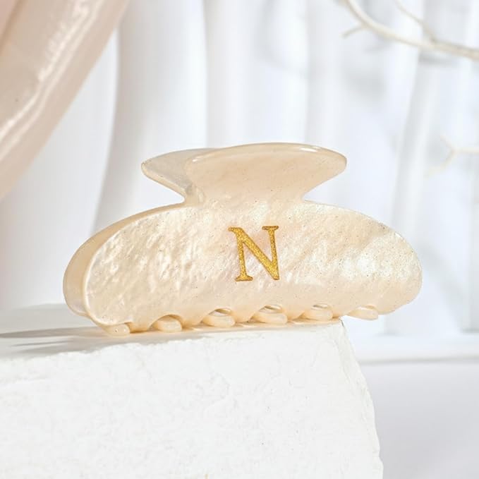 Acrylic Letter Hair Clips For Women Alphabet Hair Claw Initial Hair Clip Fashion Glitter Chic Monogram Claw Clip Hair Accessory Large Hair Clips N