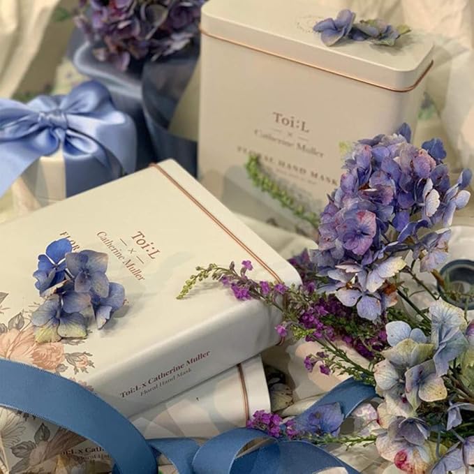 Catherine Muller Floral Hand Mask 8 Pairs, Moisturizing Gloves for Dry Hands withElder Flower & CICA, Repairing and Nourishing Hand Care Treatment for Cracked, Rough, and Dry Skin
