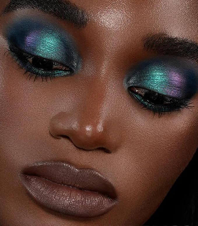 LAVONE Multichrome Eyeshadow, Iridescent Blue-Green-Gold Eyeshadow Powder, Multidimensional Sparkle with One-Swipe Color, Highly Pigmented, Smooth Non-Falling