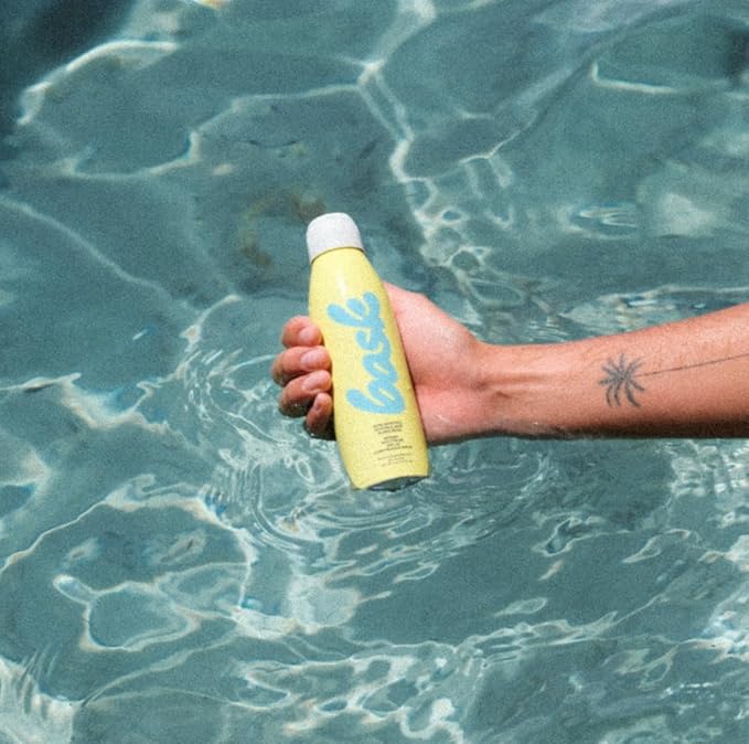 Bask SPF 30 Sunscreen Spray - Non-Aerosol, Broad Spectrum UVA/UVB Protection, Dermatologist Recommended, Moisturizing, Lightweight & Non-Greasy, 5.5 oz | Non-Aerosol, No White Cast, Lightweight, Fast-Absorbing
