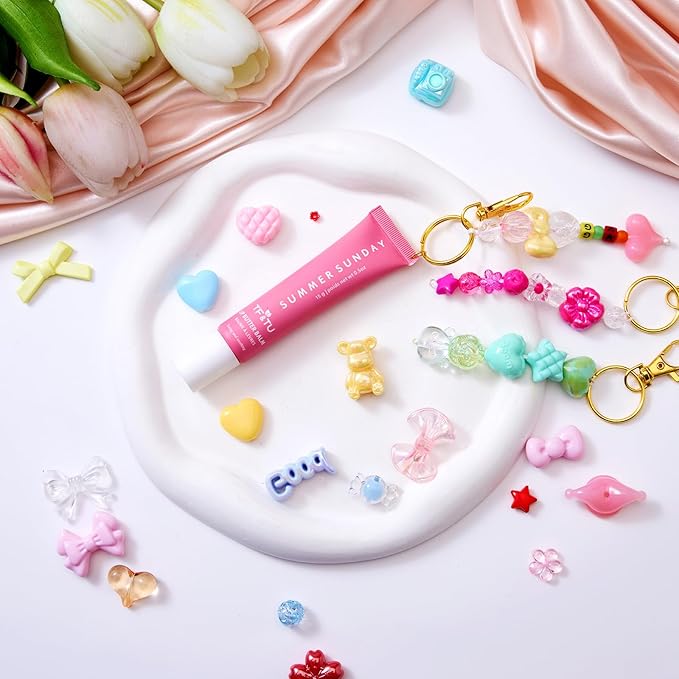 WJXCYGG 12 Set Lip Gloss Keychain Making Kit 120 Assorted Acrylic Beads Packed in 12 Colors 32.8 Ft Rope 12 Keychain Clips for DIY Crafts Women