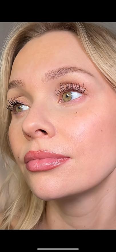 Sandstone Scandinavia Hypoallergenic Mascara for Sensitive Eyes – Black – Smudge-Proof & Sweat-Resistant – Lengthening & Volumizing – Vegan, Fragrance-Free