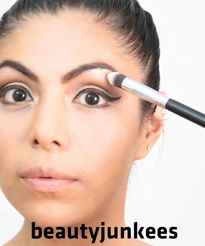 Small Concealer Brush Under Eye – Mini Tapered Kabuki Makeup Brush for Blending, Setting, Contour Eyeshadow, Powder, Cream Make Up, Vegan Synthetic