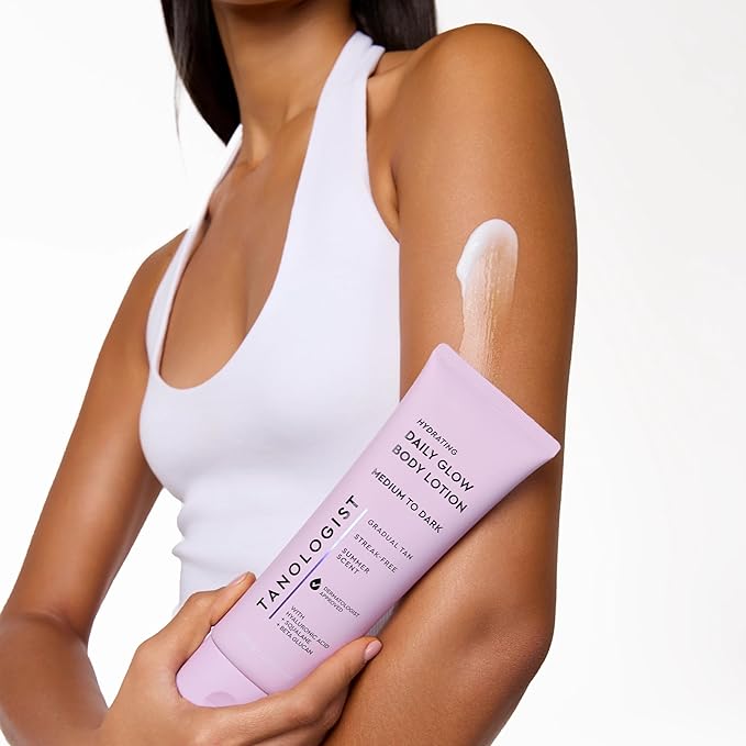 Tanologist Hydrating Daily Glow Body Lotion- Light/Medium, Buildable & Transfer-Proof Gradual Self Tanner, Summer Fragrance, Natural Not Orange, Lasts 7 Days, Vegan Clean Formula, 8.45 fl oz