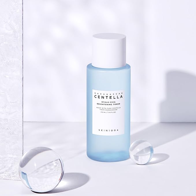 SKIN1004 Hyalu-Cica Balancing Toner, Korean Toner for Deep Hydration with Hyaluronic Acid, Centella Essence for Soothing care, Gentle Exfoliating for Skin Firming, Korean Skin Care, 7.10 fl.oz / 210ml