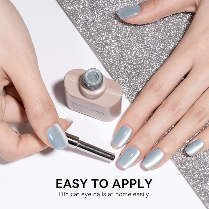 MAYCHAO 15ML Jelly Blue Cat Eye Gel Nail Polish, 1Pc Blue Glitter Holographic Magentic Gel Polish Soak off Reflective Nail Varnish for Nail Art Manicure Salon DIY at Home, 0.5 OZ