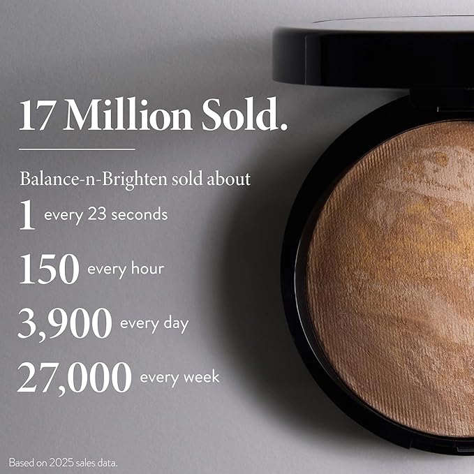 LAURA GELLER NEW YORK Award-Winning Baked Balance-n-Brighten Color Correcting Powder Foundation - Light - Buildable Light to Medium Coverage - Demi-Matte Natural Finish