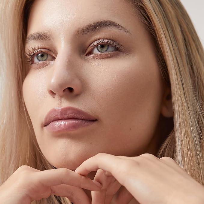 Summer Fridays Sheer Skin Tint with Hyaluronic Acid, Diminishes Uneven Tone, Sheer to Light Coverage, Shade 2, Light with Cool Undertones (1 Fl Oz)