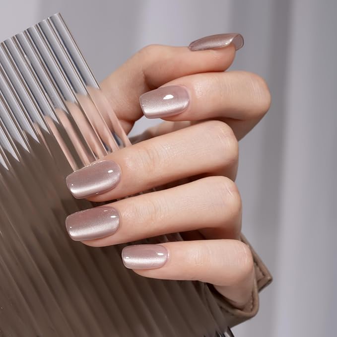 MAYCHAO 15ML Crystal Glassy Nude Cat Eye Gel Nail Polish 1Pc Silk Nude Cat Eye Gel Polish Soak off Holographic Magnetic Nail Polish for Nail Art Manicure Salon DIY at Home, 0.5 OZ