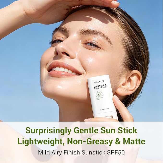 Sunscreen Stick with Centella, Sunscreen Stick SPF50+ PA++++, Soothing, Moisturizing, No White Cast, Matte Sun Stick Broad Spectrum Sunblock Stick for Face & Body, 0.71 OZ