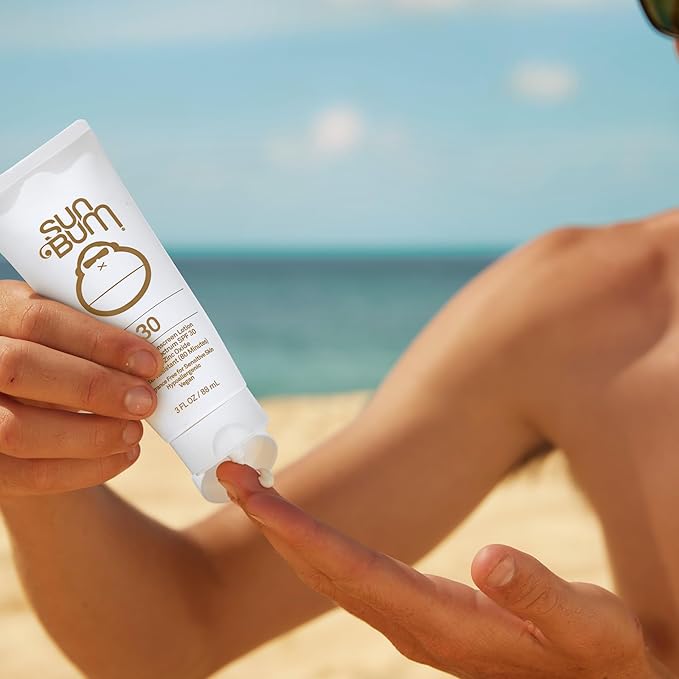 Sun Bum Mineral SPF 30 Sunscreen Body Lotion - NEW FORMULA Broad Spectrum Moisturizing Sunscreen with Vitamin E - Vegan and Hawaii 104 Act Compliant (No Octinoxate & Oxybenzone) - Travel Size - 3 oz