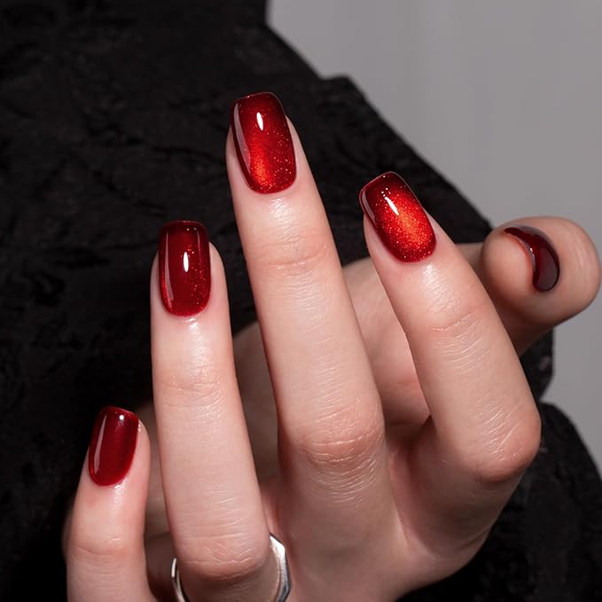 MAYCHAO 15ML Red Cat Eye Gel Nail Polish 1Pc Blood Red Gel Polish Soak off Holographic Magnetic Nail Polish for Nail Art Manicure Salon DIY at Home, 0.5 OZ