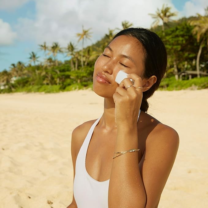Sun Bum Mineral SPF 50 Face Stick Sunscreen - NEW FORMULA Water-Resistant Broad Spectrum Sunscreen with Vitamin E - Hawaii 104 Act Compliant (Without Octinoxate & Oxybenzone) - Travel Friendly 0.45 oz