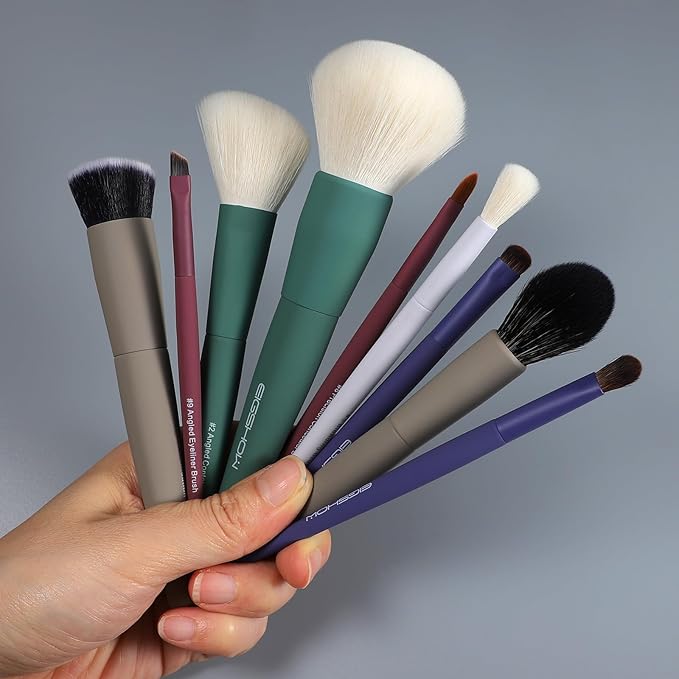 Makeup Brushes, EIGSHOW 5 Color Essential Travel Makeup Brush Set with Ultra Soft Synthetic Fibers for Powder Blush Concealer Contouring Highlighting