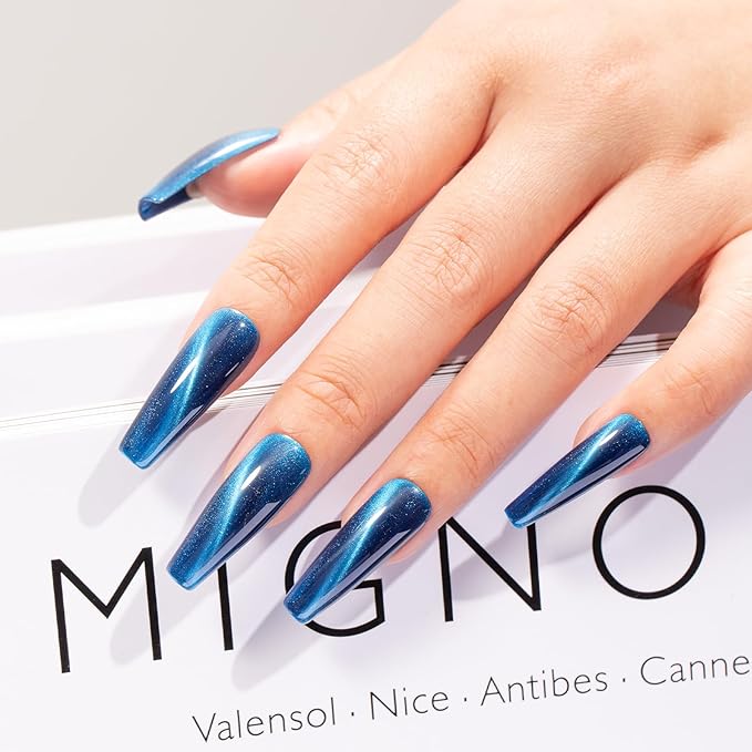 MAYCHAO 15ML Cat Eye Gel Nail Polish 1Pc Sea Blue Shimmer Gel Polish Soak off Holographic Magnetic Nail Polish for Nail Art Manicure Salon DIY at Home, 0.5 OZ