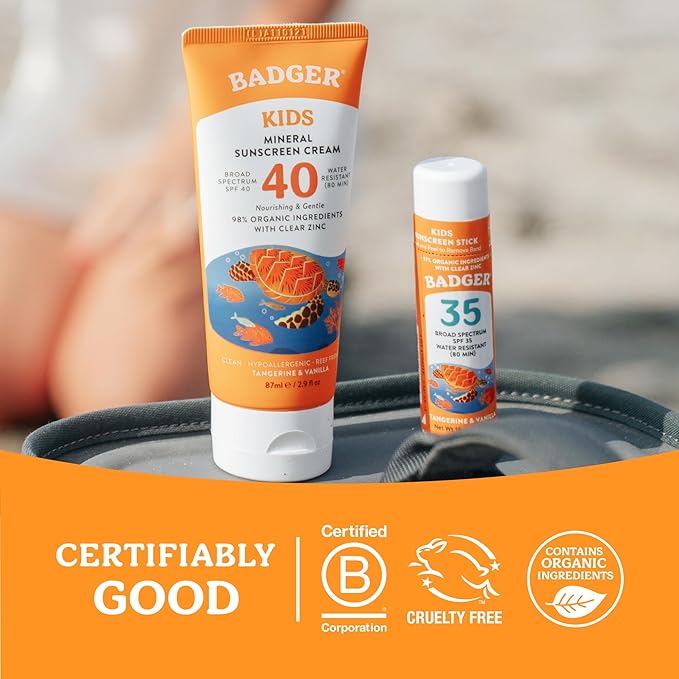 Badger Mineral Kids Sunscreen Face Stick SPF 35, Zinc Oxide Travel Size Sunscreen Stick for Kids, 97% Organic Ingredients, Reef Safe, Water Resistant, .65 oz