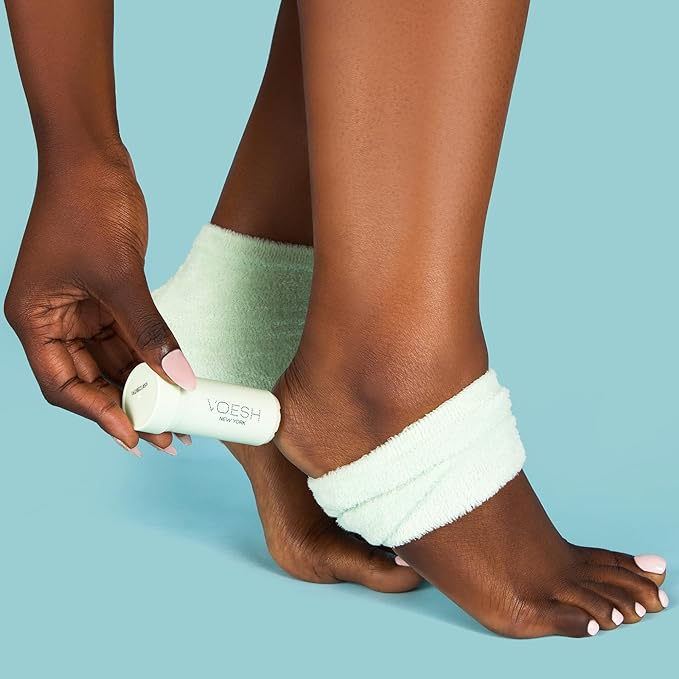 VOESH Heel Repair Duo, Solemate Heel Repair Balm & Moisturizing Heel Socks, Cracked Heel Stick Balm, Foot Care for Men & Women, At-Home Foot Care, Fuzzy Heel Socks, Toeless Spa Socks