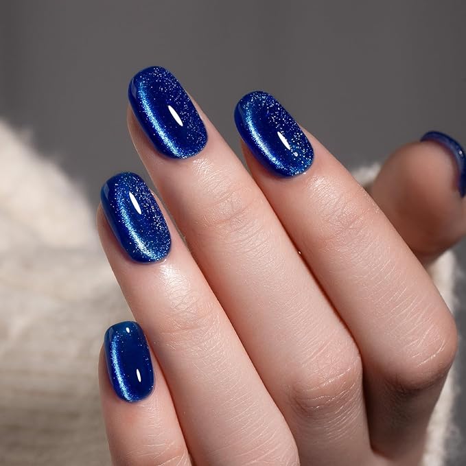 MAYCHAO 15ML Electric Blue Cat Eye Gel Nail Polish 1Pc Royal Blue Holographic Gel Polish Soak off Magnetic Nail Polish for Nail Art Manicure Salon DIY at Home, 0.5 OZ