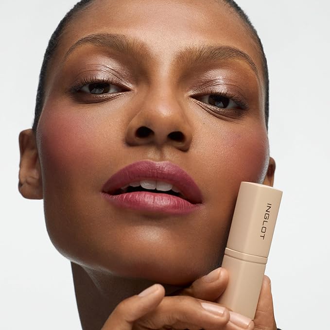 Inglot Creamy Soft Lip Liner - Perfect Contouring and Moisturising Care | Long Lasting and Comfortable Lip Makeup | Rich Colour and Incredible Smoothness | 1.32 g | 07
