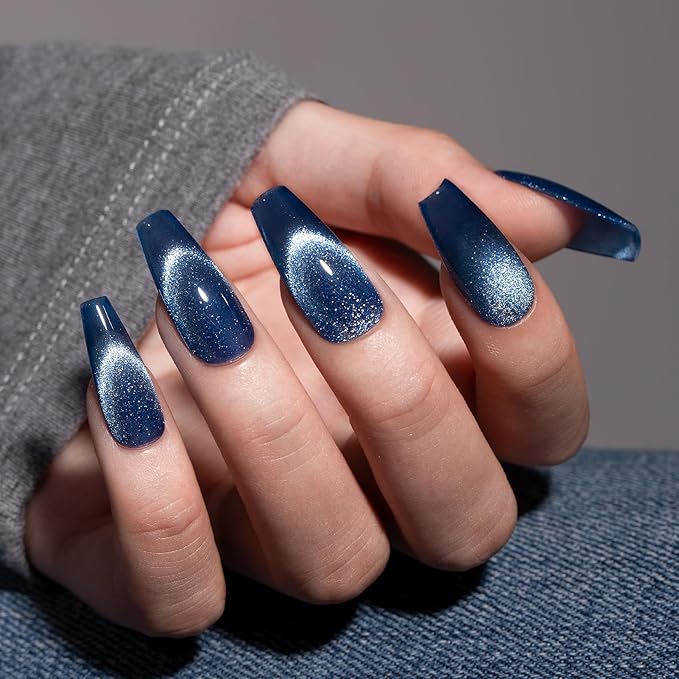 MAYCHAO 15ML Blue Cat Eye Gel Nail Polish 1Pc Denim Blue Holographic Magnetic Gel Polish Soak off UV LED Nail Lamp Curing Needed Nail Polish for Nail Art Manicure Salon DIY at Home, 0.5 OZ