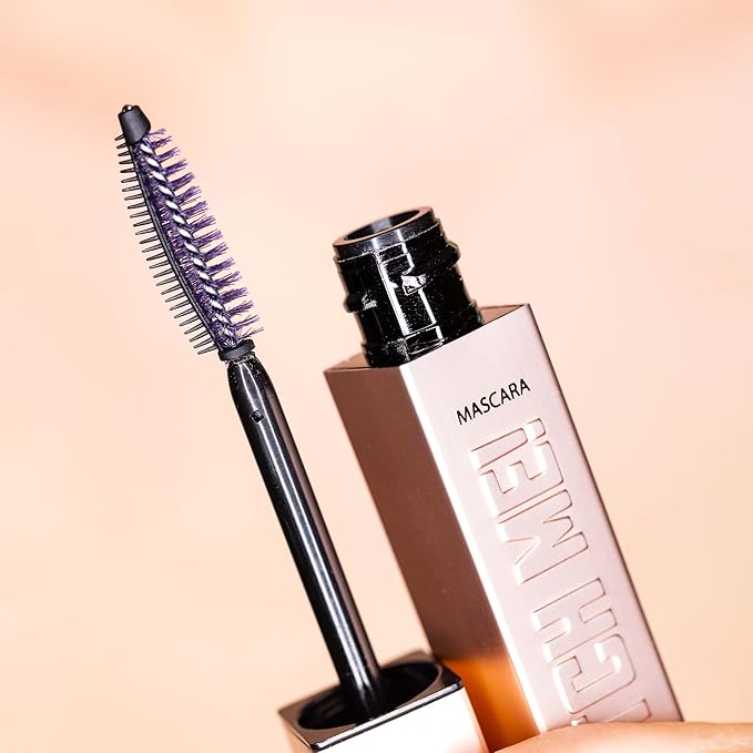Whats Up Beauty - Watch Me! Black Volumizing and Lengthening Mascara with Peptides + Vitamin B5 | Clean, Cruelty-Free, Sustainable | Made in Italy | Lash Care for Conditioning & Strength