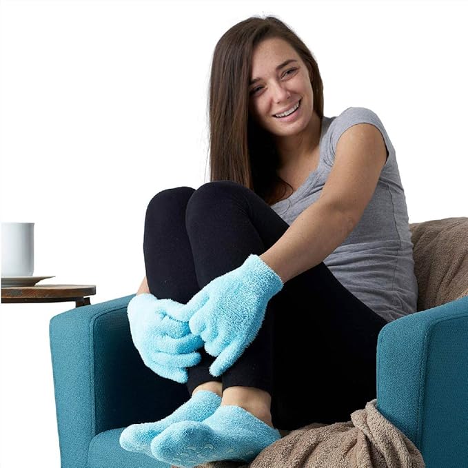 NatraCure Moisturizing Gel Socks - (Helps Dry Feet, Cracked Heels, Dry Heels, Rough Calluses, Cuticles, Dead Skin, Use with Your Favorite Lotions, Creams or Spa Pedicure) - Color: Aqua