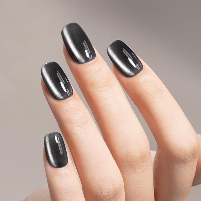 MAYCHAO 15ML Cat Eye Gel Nail Polish 1Pc Glassy Black Gel Polish with Magnet Soak off Holographic Magnetic Nail Polish for Nail Art Manicure Salon DIY at Home, 0.5 OZ