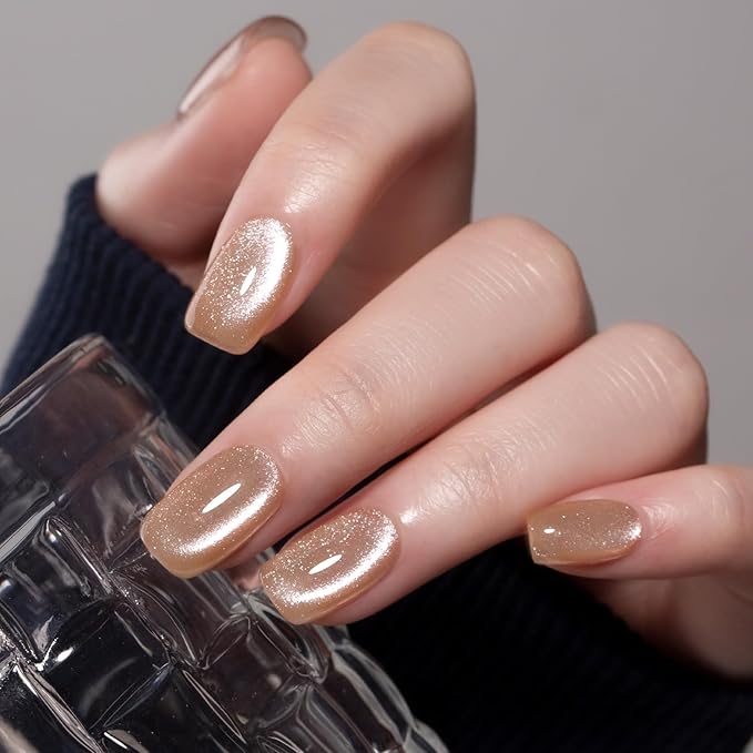 MAYCHAO 15ML Cat Eye Gel Nail Polish 1Pc Nude Gel Polish with Magnet Soak off Holographic Magnetic Nail Polish for Nail Art Manicure Salon DIY at Home, 0.5 OZ