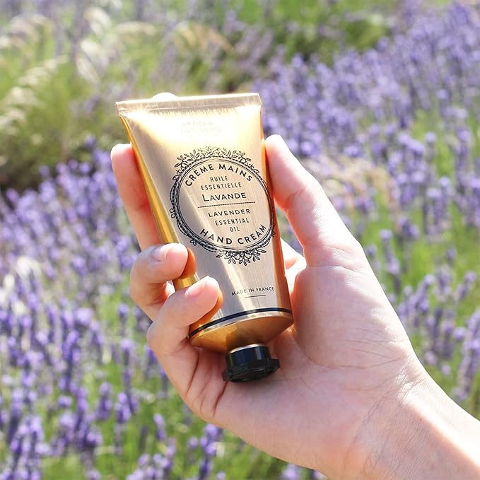 Panier des Sens – Lavender Hand Cream – Moisturizing Hand Lotion for Dry Skin – Premium French Hand Cream, Softening Care for Women, 97% Natural Ingredients, 2.5 Fl Oz