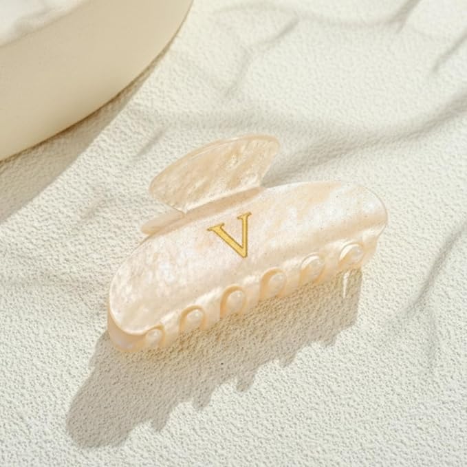 Acrylic Letter Hair Clips For Women Alphabet Hair Claw Initial Hair Clip Fashion Glitter Chic Monogram Claw Clip Hair Accessory Large Hair Clips V