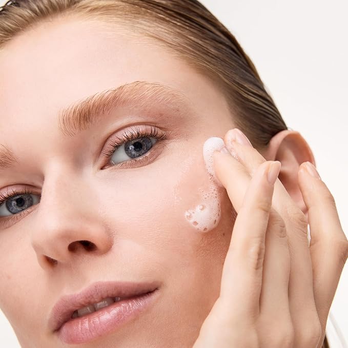Catrice Soft Glam Foam Primer | Cloud-Like Texture with Radiant Glow | Lightweight, Non-Comedogenic | Vegan & Cruelty Free