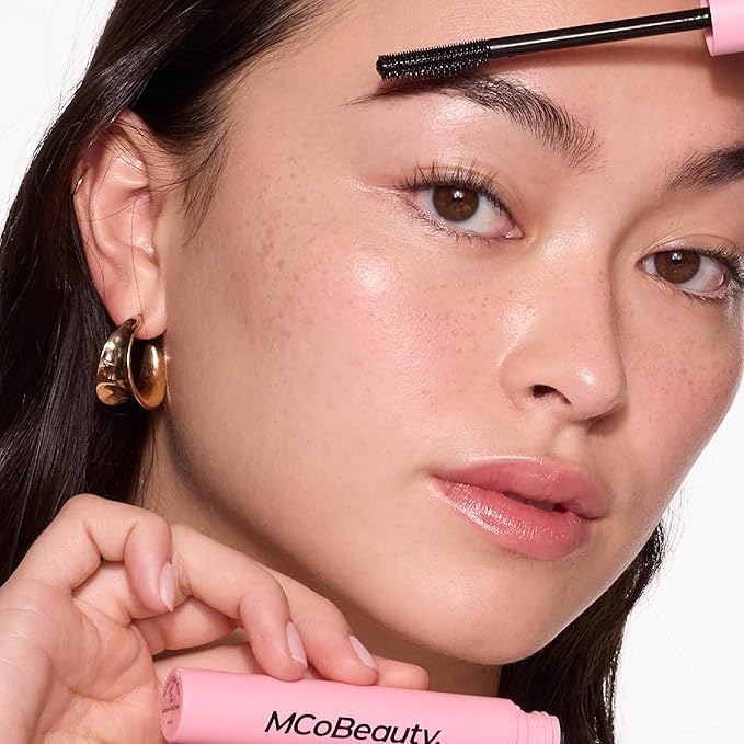 MCoBeauty - Hair & Brow Magic Wand - 2-in-1 Gel for Taming Baby Hairs & Shaping Eyebrows - Flexible Silicone Brush with Bristles - Versatile Brow and Baby Hair Gel - Stocking Stuffers