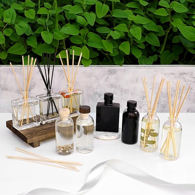 Urban Naturals Baby Powder Bliss Reed Diffuser Set | Made with Essential Oils & Real Botanicals | Powdery Floral Notes, Rose, Geranium, Musk & Cedar | Makes a Great Gift | Made in the USA