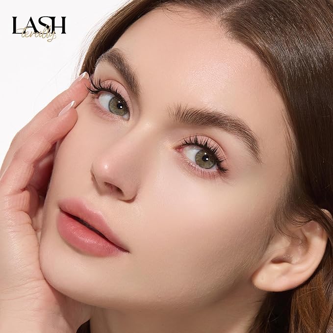 cosmic winks Self Adhesive Glue Free Lash Clusters kit Easy Removal lash Extensions Soft Lightweight Thick And Dense Lashes Beginner Friendly False Eyelashes 110 Clusters