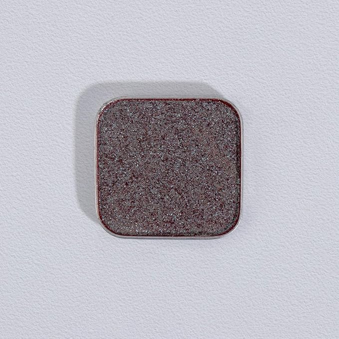 Duochrome Chameleon Single Eyeshadow, Purple to Blue Iridescent Shift, Creamy Putty Texture Cream-to-Powder, Zero Fallout Metallic Shimmer, High Pigment, Fits Magnetic Palette (Nebula)