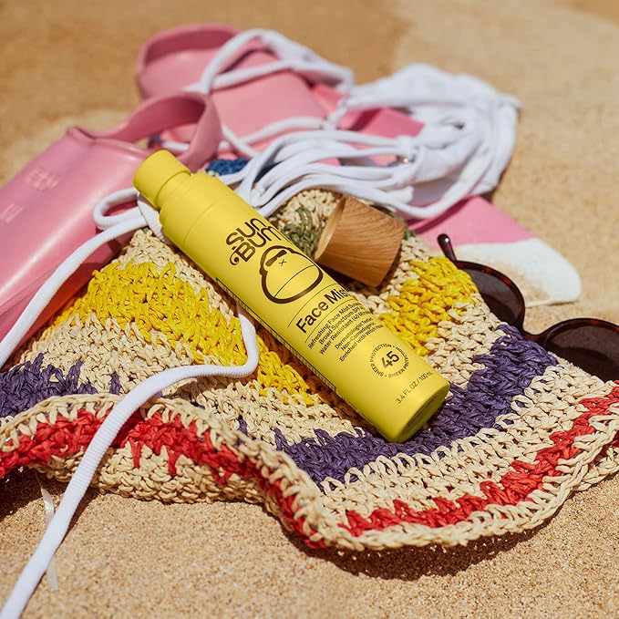 Sun Bum Original SPF 45 Sunscreen Mist - Broad Spectrum Moisturizing Facial Sunscreen Spray with Vitamin E - Hawaii 104 Act Compliant (Made without Octinoxate & Oxybenzone) - Travel Size - 3.4 oz